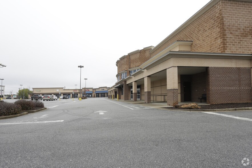 More Photos Of 3093 South Highway 14, Greer Unknown For Lease