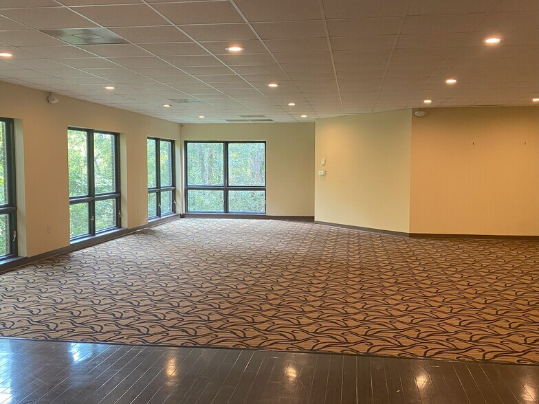 More Photos Of 2609 N Duke St, Durham Medical For Lease