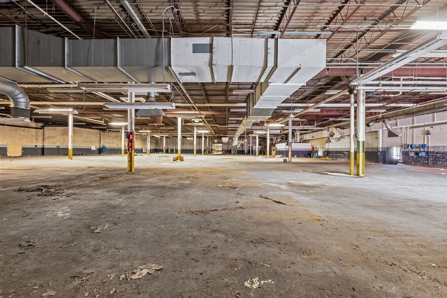 More Photos Of 4929 W Market St, Greensboro General Retail For Sale