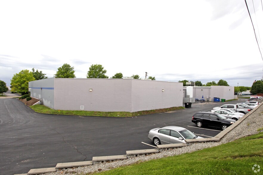 More Photos Of 20-28 Point West Blvd, Saint Charles Research And Development For Sale