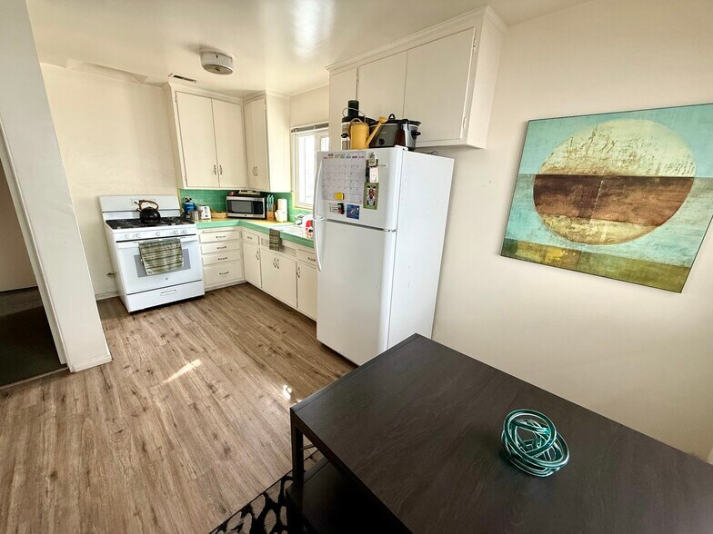 More Photos Of 2438-2446 India St, San Diego Apartments For Sale