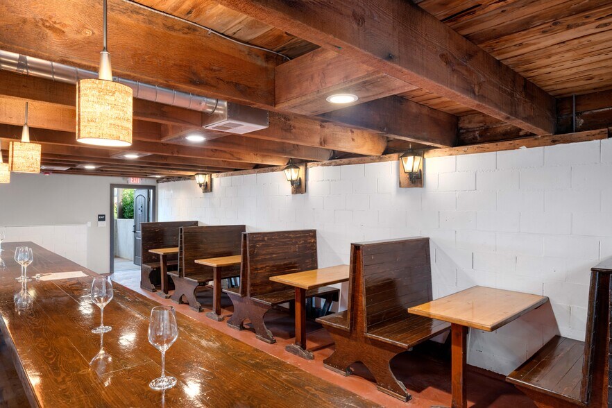 More Photos Of 2875 Larsen Dr, Camino Winery Vineyard For Lease