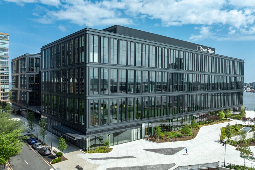 More Photos Of 1307 Point St, Baltimore Office For Lease