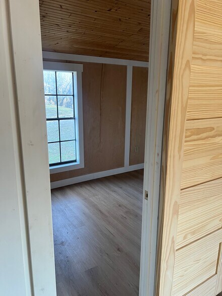 More Photos Of 1410 County Road 339, Melissa Office For Lease