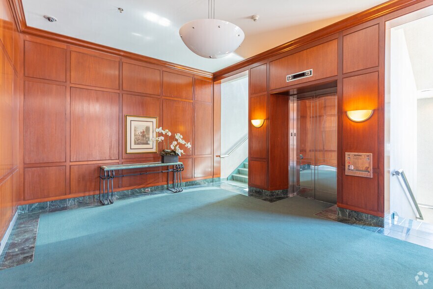 More Photos Of 4005 Kennett Pike, Greenville Unknown For Lease