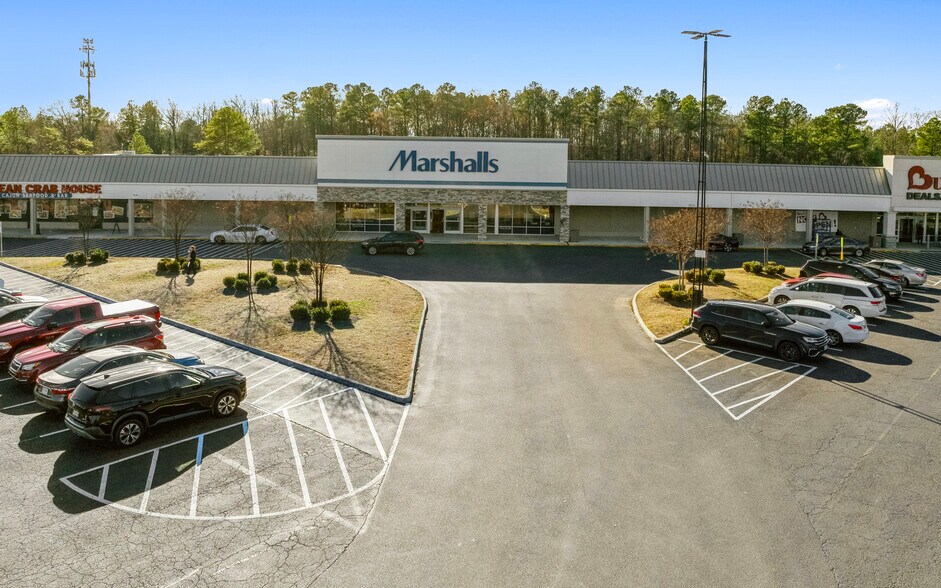 More Photos Of 5718-5758 Hopkins Rd, North Chesterfield Storefront For Sale