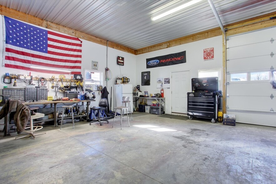 More Photos Of 276 Kingsdale Rd, Littlestown Auto Repair For Sale