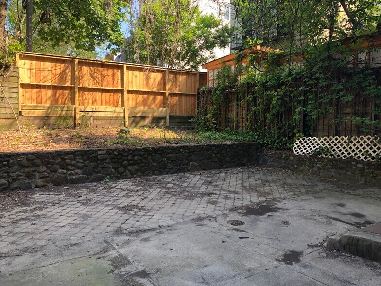 More Photos Of 151 5th Ave, Brooklyn Apartments For Lease