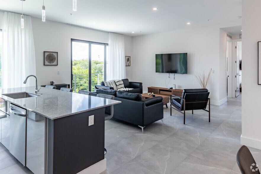 More Photos Of 2100 Miami Rd, Fort Lauderdale Apartments For Sale