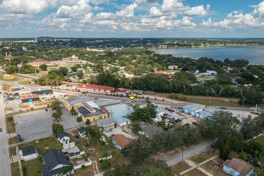 More Photos Of 322 S Scenic Hwy, Lake Wales General Retail For Sale