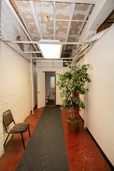 More Photos Of 21-69 S Main St, Leicester Light Distribution For Lease