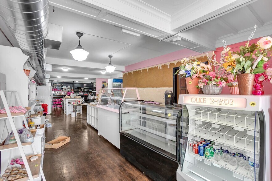 More Photos Of , Uniontown Unknown For Sale