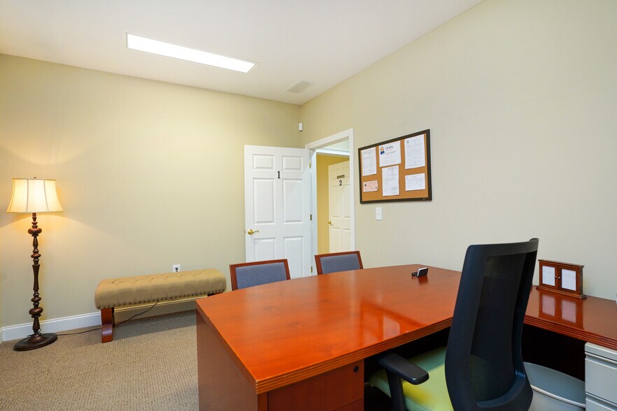 More Photos Of 2775 Cruse Rd, Lawrenceville Office Residential For Sale