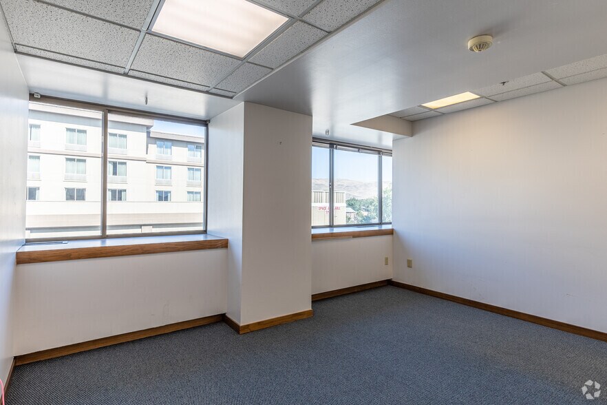 Photo of 4th Floor Ste 410