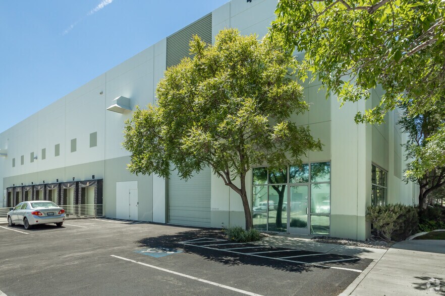 More Photos Of 875 E Patriot Blvd, Reno Unknown For Lease