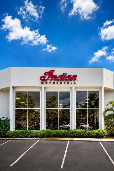 Primary Photo Of 6 Gateway Blvd W, Savannah Auto Dealership For Sale