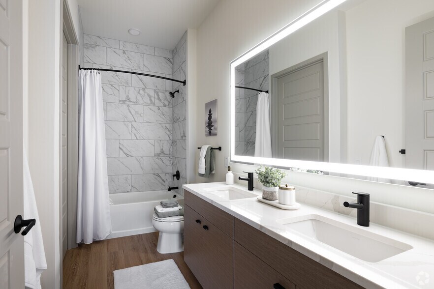 More Photos Of The Shoppes on Central Avenue, Clayton Apartments For Lease