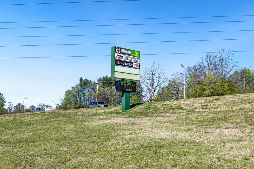 More Photos Of 2134 U.S. Highway 411, Maryville Warehouse For Sale