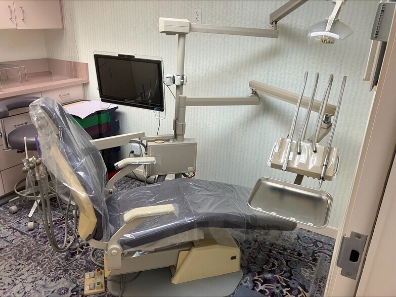 More Photos Of 901 Campus Dr, Daly City Medical For Lease