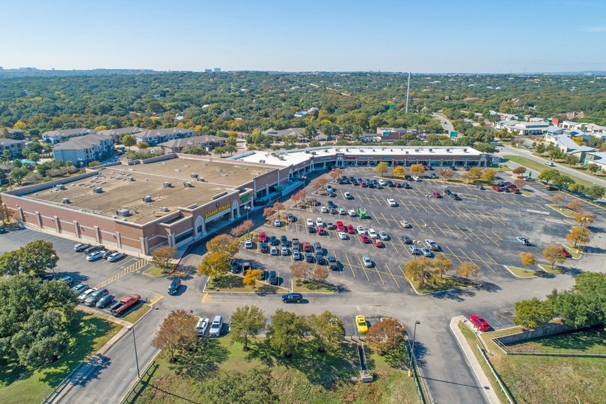 More Photos Of 14602-14630 Huebner Rd, San Antonio Unknown For Lease