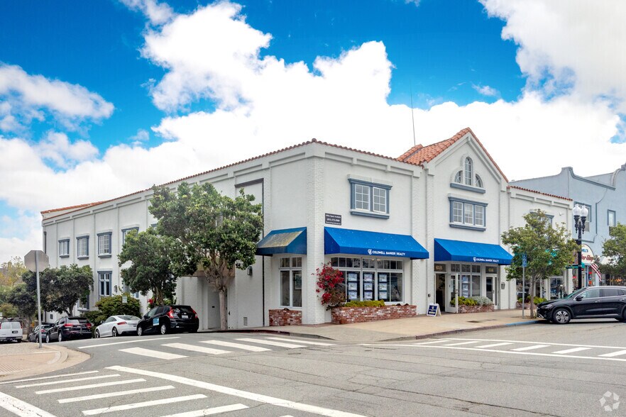 More Photos Of 612-618 Lighthouse Ave, Pacific Grove Office For Lease