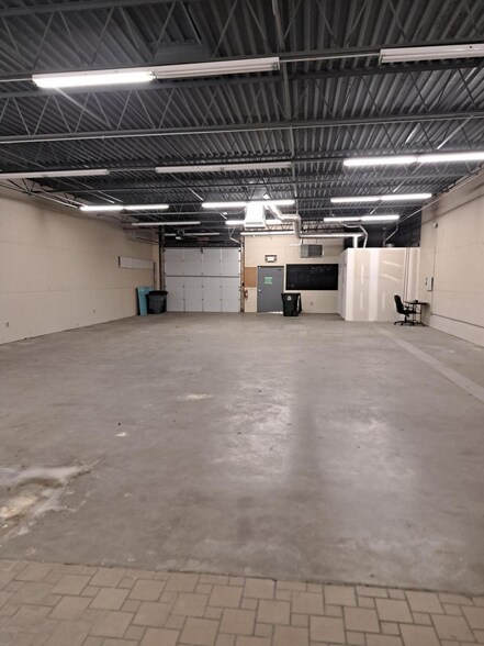 More Photos Of 717 1st Ave, Council Bluffs Freestanding For Lease