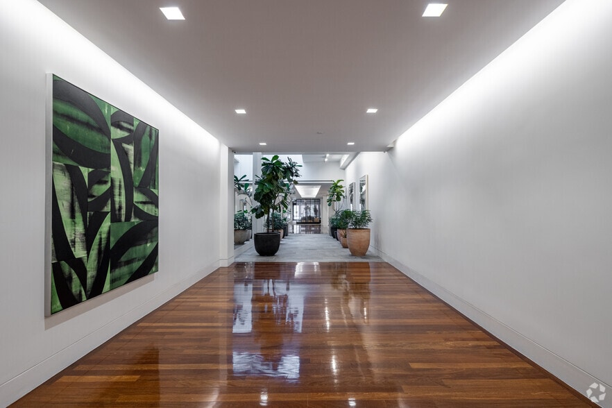 More Photos Of 92-94 Laight St, New York Apartments For Lease