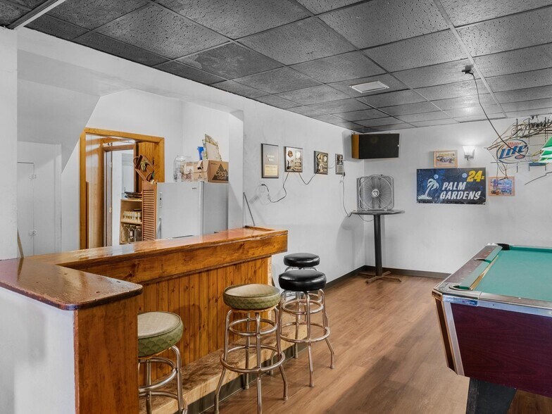 More Photos Of 6028 County Highway K, New Franken Storefront Retail Residential For Sale