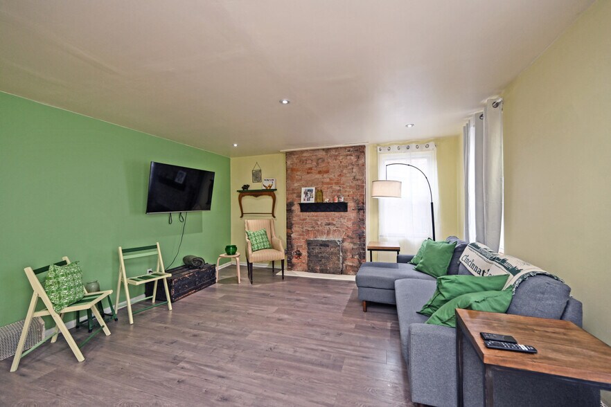 More Photos Of 118 E Liberty St, Cincinnati Apartments For Sale