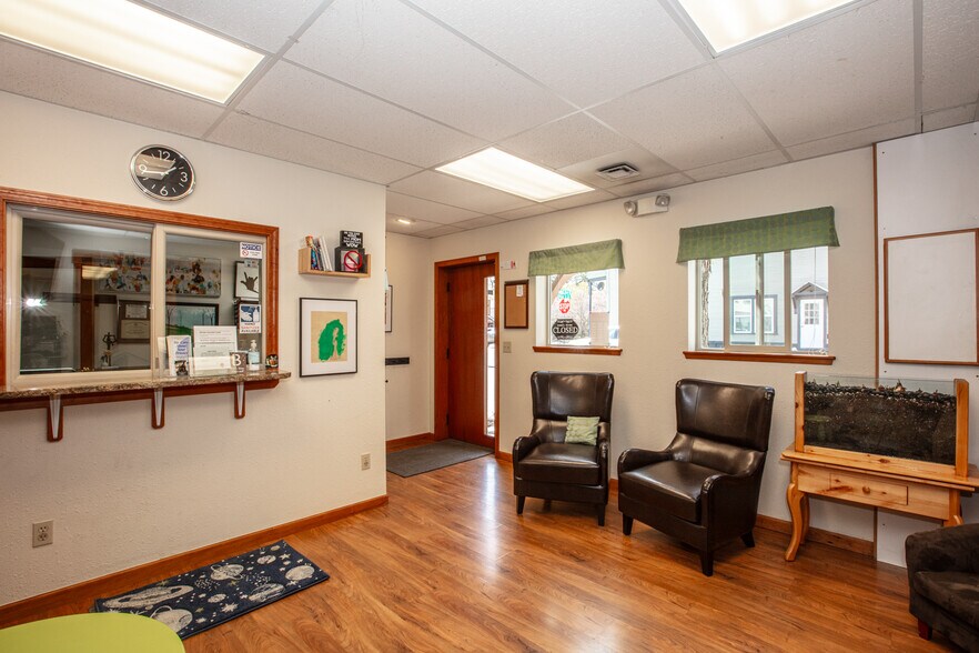 More Photos Of 724 Pine St, Sandpoint Office Residential For Sale