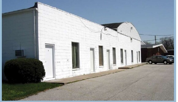 More Photos Of 4180 N Elmhurst Dr, Indianapolis Warehouse For Lease