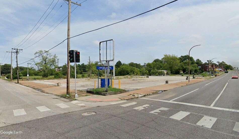 Primary Photo Of 4675 Natural Bridge Ave, Saint Louis Land For Sale