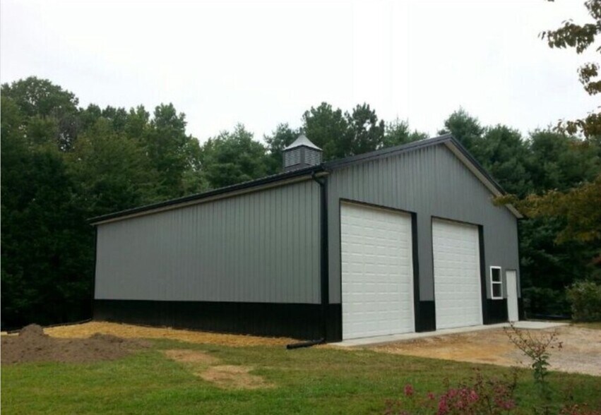 Primary Photo Of 34238 DuPont Blvd, Frankford Warehouse For Sale