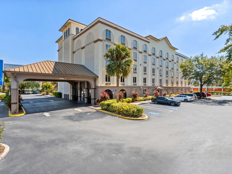 More Photos Of 8101 Aircenter Ct, Orlando Hotel For Sale