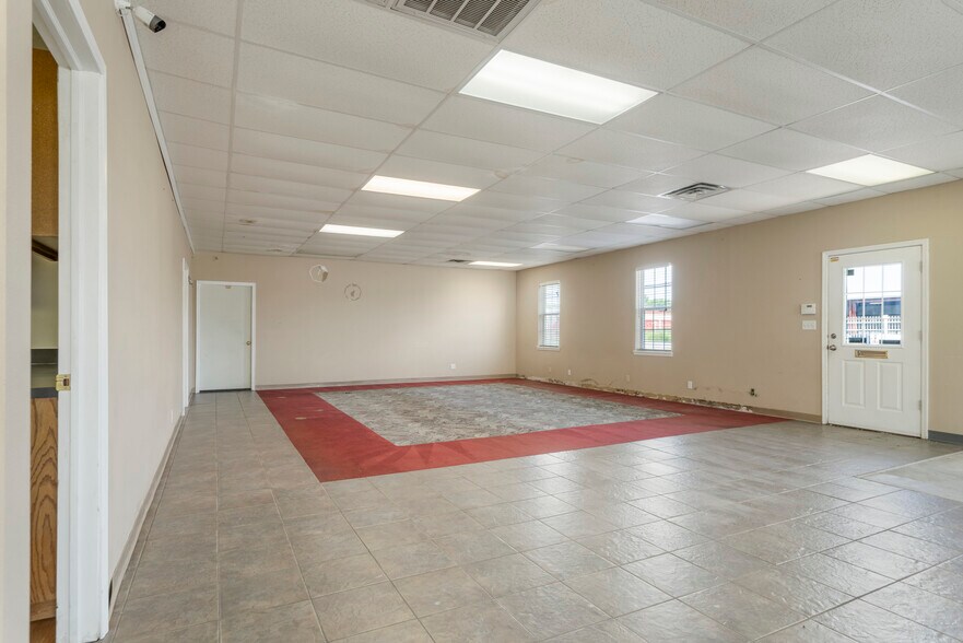 More Photos Of 26400 E 111th St S, Coweta Flex For Sale