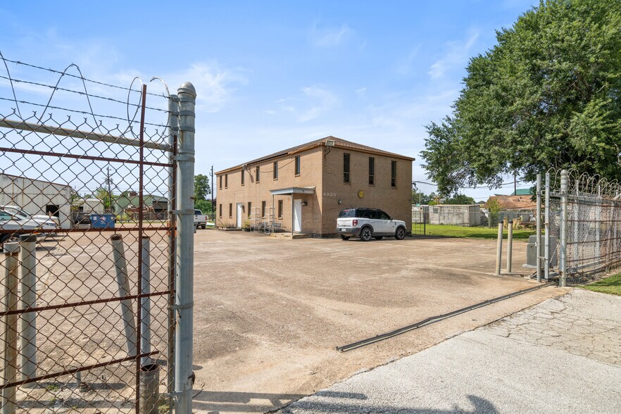 More Photos Of 6920 Winton St, Houston Land For Sale