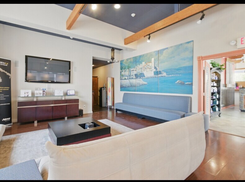 More Photos Of 267 Main St, Nyack General Retail For Sale