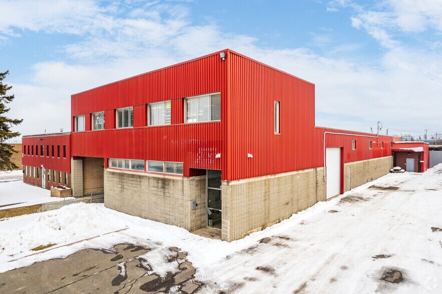 Primary Photo Of 5145-5163 Rue Ramsay, Longueuil Industrial For Sale