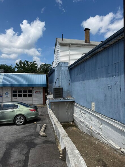 More Photos Of 4810 Annapolis Rd, Bladensburg Freestanding For Sale