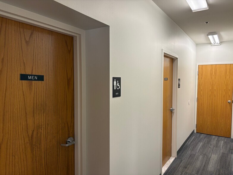 More Photos Of 88A Elm St, Hopkinton Office For Lease