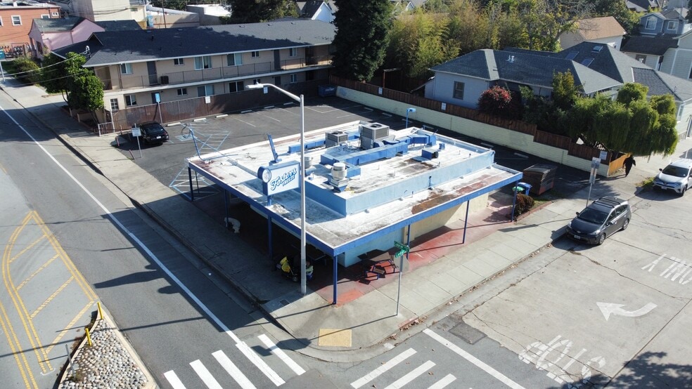 More Photos Of 229 Laurel St, Santa Cruz Restaurant For Sale