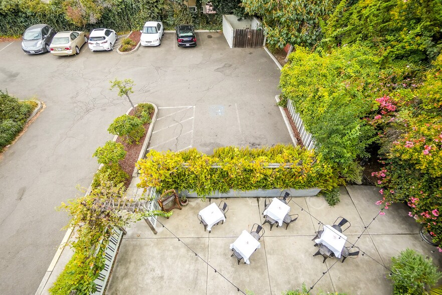 More Photos Of 742 B St, Hayward Restaurant For Sale