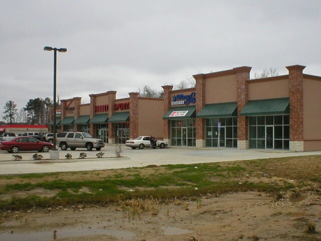 Primary Photo Of 28995 Walker South Rd, Walker Unknown For Lease