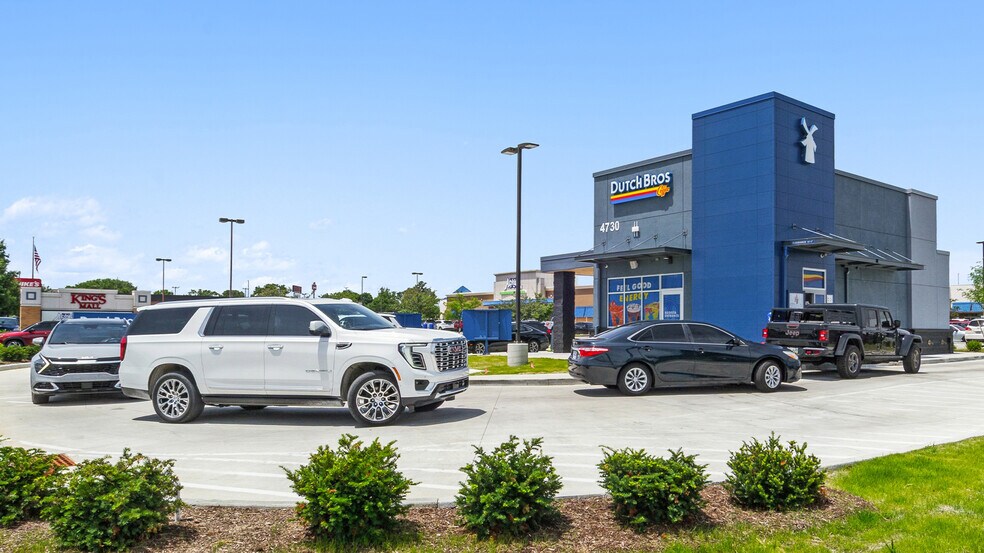 Primary Photo Of 4730 Fields Ertel Rd, Cincinnati Fast Food For Sale