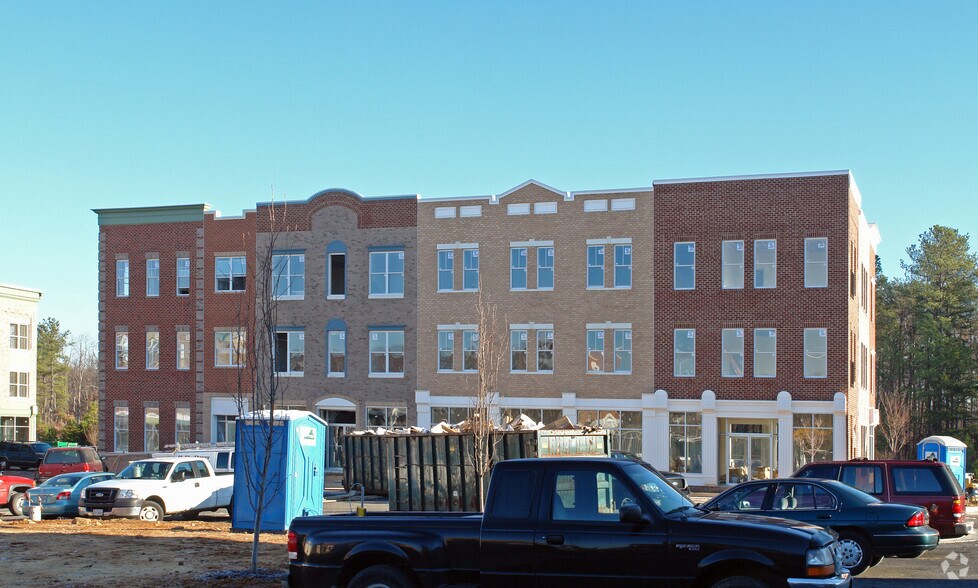 More Photos Of 3700 Festival Park Plz, Chester Office For Lease