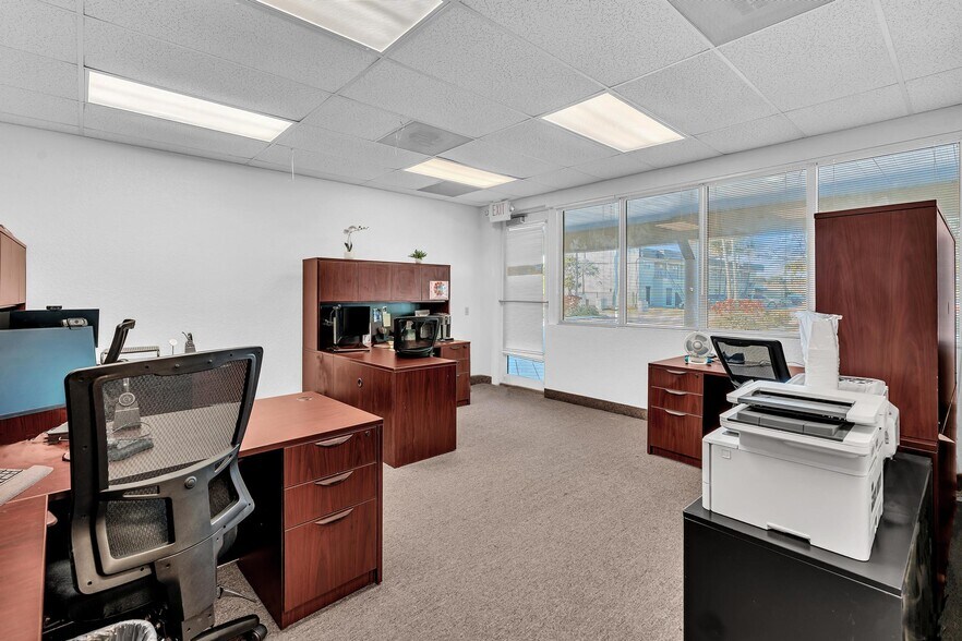 More Photos Of 7665 Davie Road Ext, Davie Office For Lease