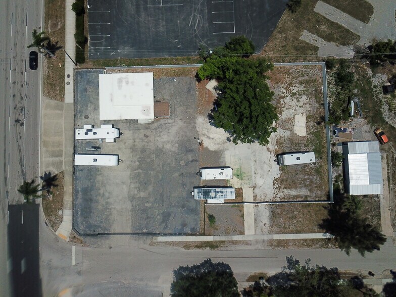 More Photos Of 4830 Palm Beach Blvd, Fort Myers Auto Repair For Lease