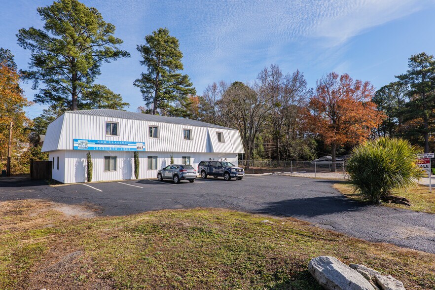 More Photos Of 123 Lawand Dr, Columbia Office Residential For Sale