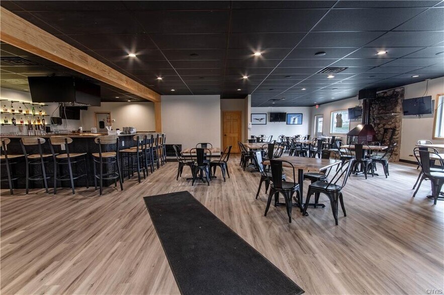 More Photos Of 8353 County 9 rd, Cape Vincent Restaurant For Sale