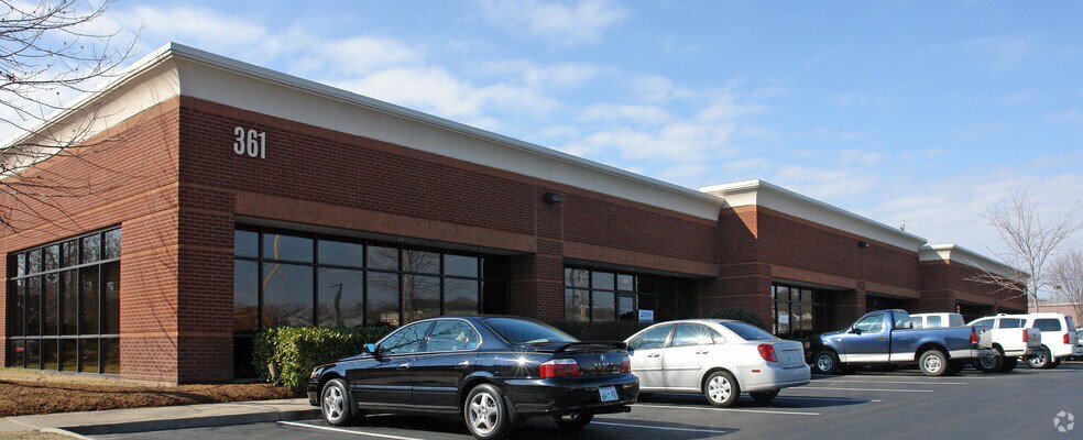 More Photos Of 361 Mallory Station Rd, Franklin Office For Lease